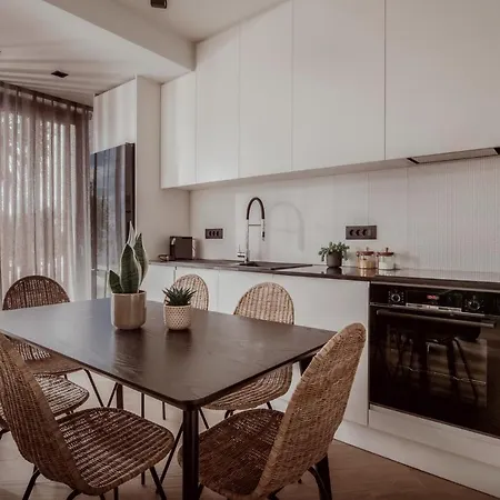 Point Ephemere Beachfront Apartment *