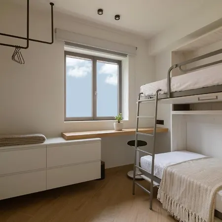 Point Ephemere Beachfront Apartment