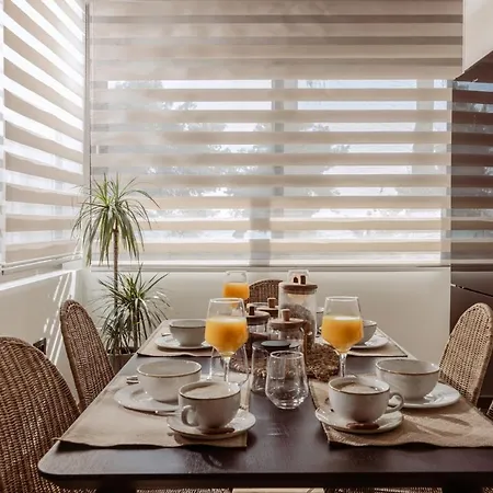 Point Ephemere Beachfront Apartment